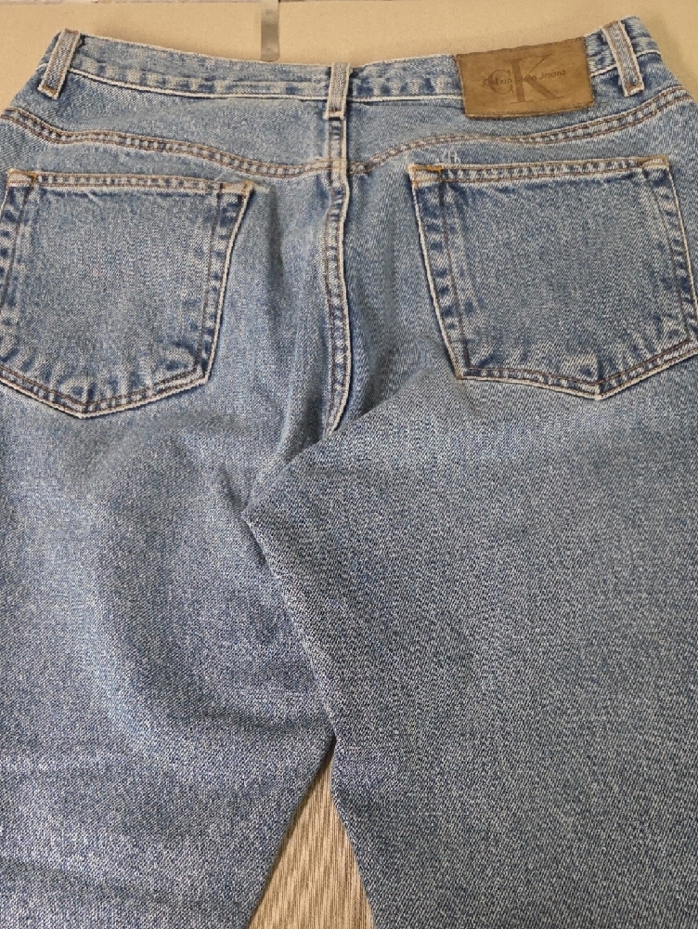 Vintage Calvin Klein Jeans Relaxed Light Blue Denim 90s SIZE 11 30 Waist High - Picture 2 of 8